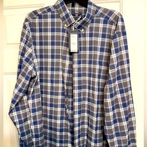 Vineyard vines plaid button down